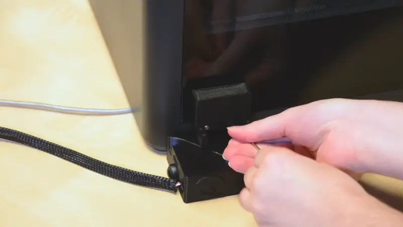 Attach Servo Holder